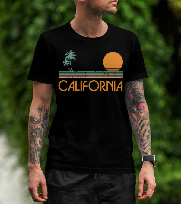 California Retro Sunset Palm Beach Vintage T-Shirt