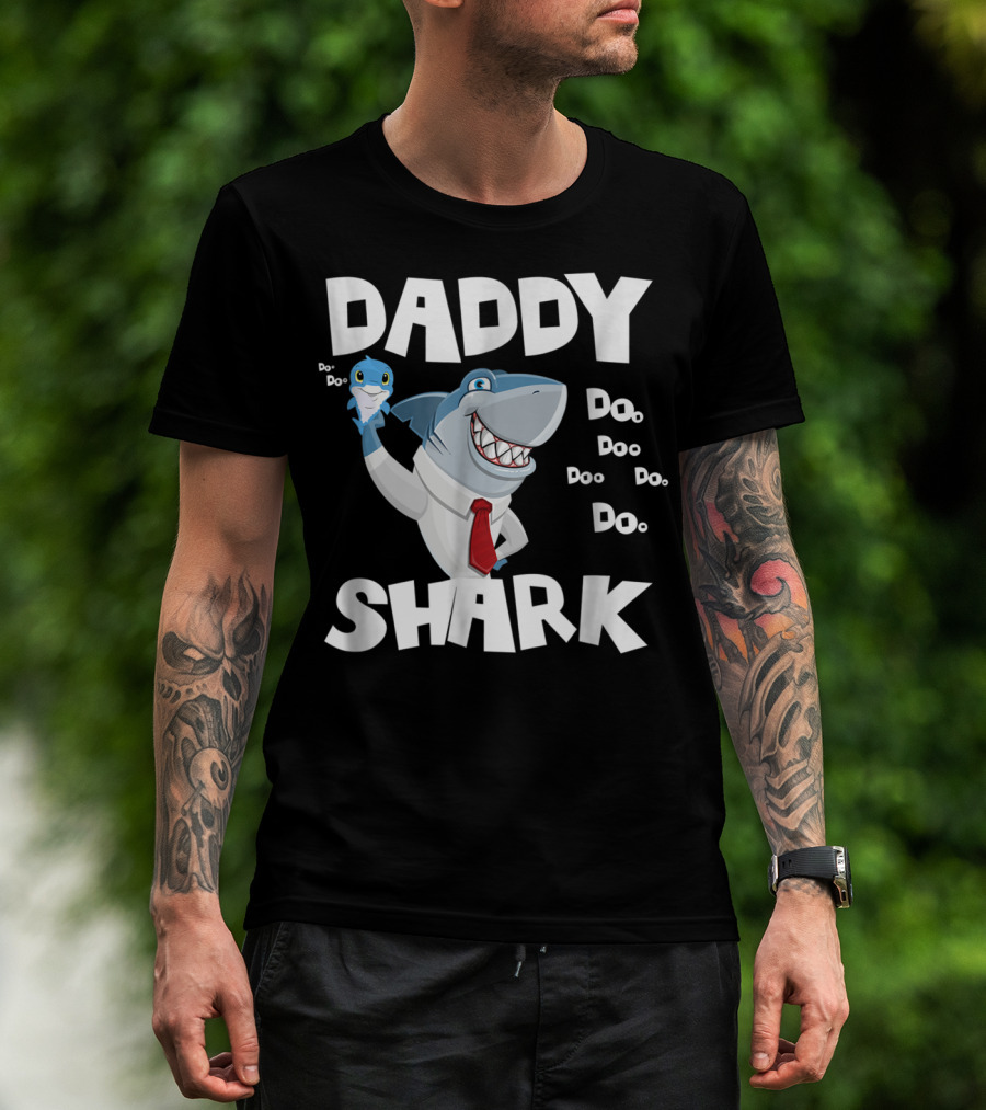 Daddy Shark Doo Doo Doo Mens Awesome T-Shirt
