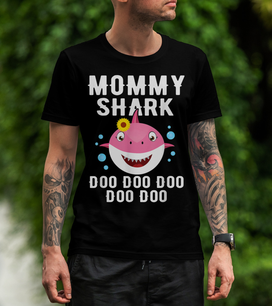 Mommy Shark Doo Doo Doo Doo Funny Kids Video Baby T-Shirt