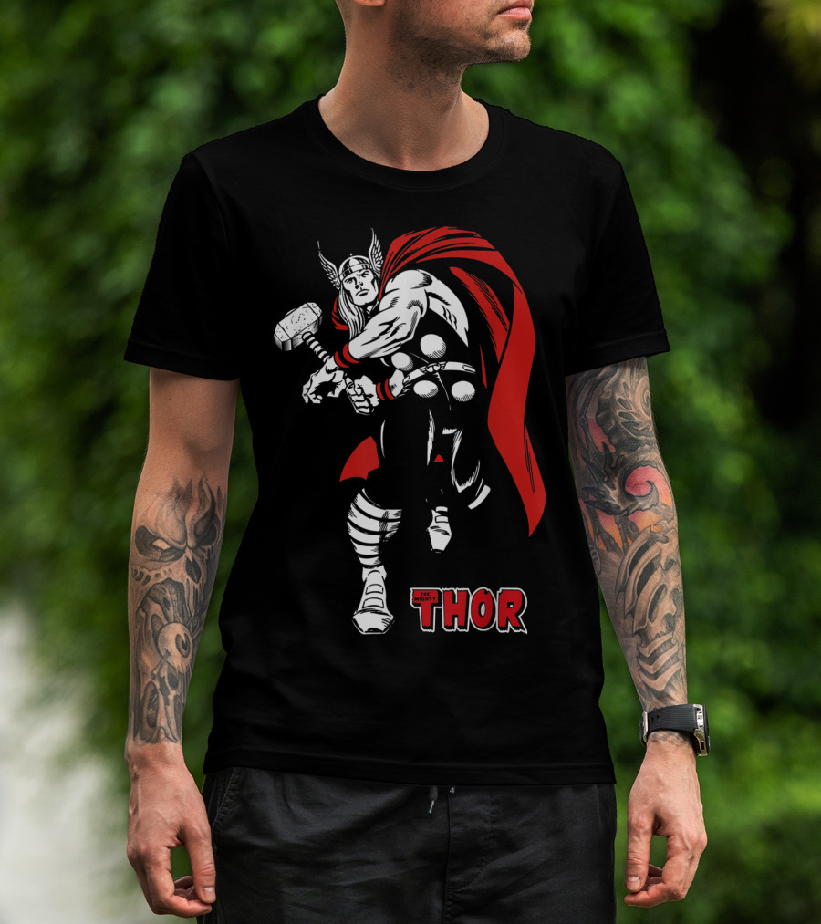 Marvel Comics Thor Mighty Hammer Swing Red Cape T-Shirt