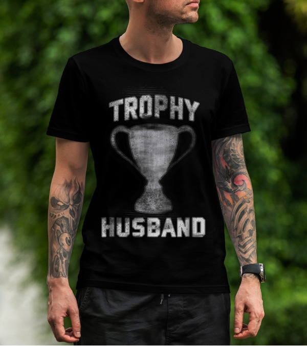 Mens Cool Vintage Style Trophy Husband T-Shirt