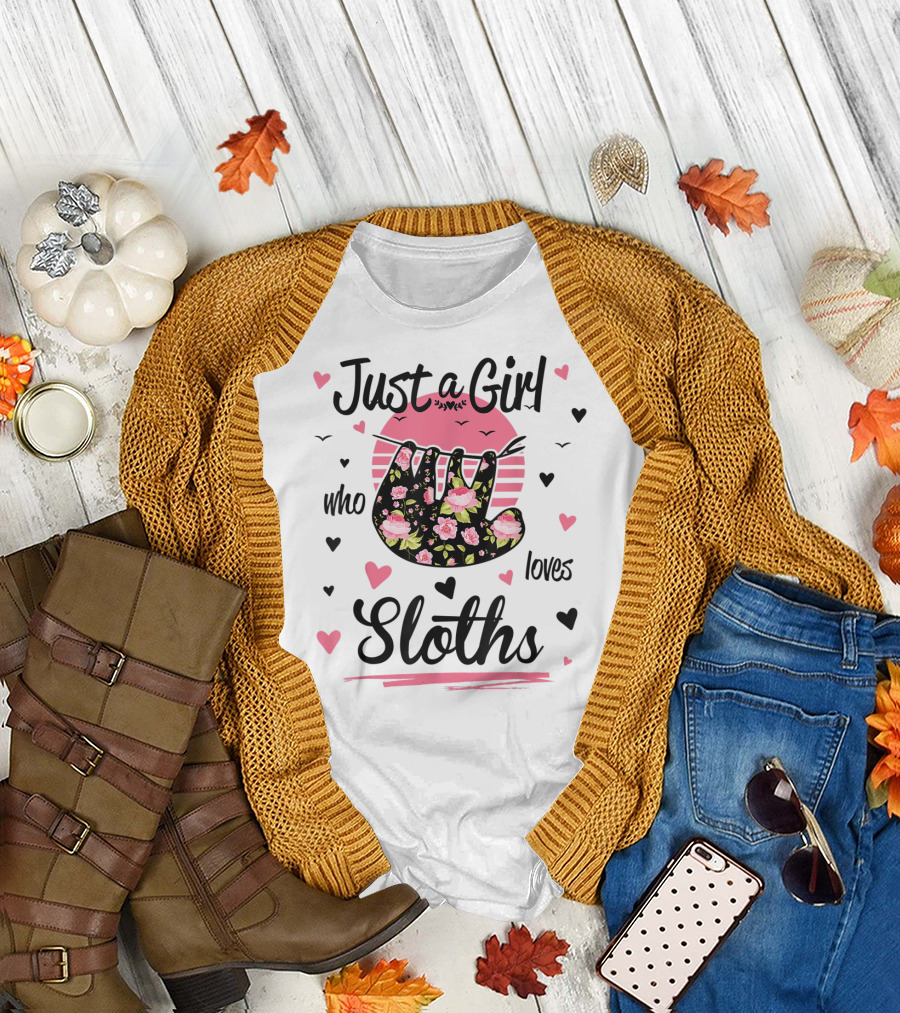 Just a Girl Who Loves Sloths Pink Flower Pattern Hearts T-Shirt