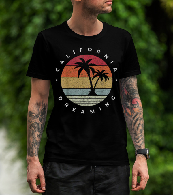 California Dreaming Retro Palm Trees Fun Family Vacation T-Shirt