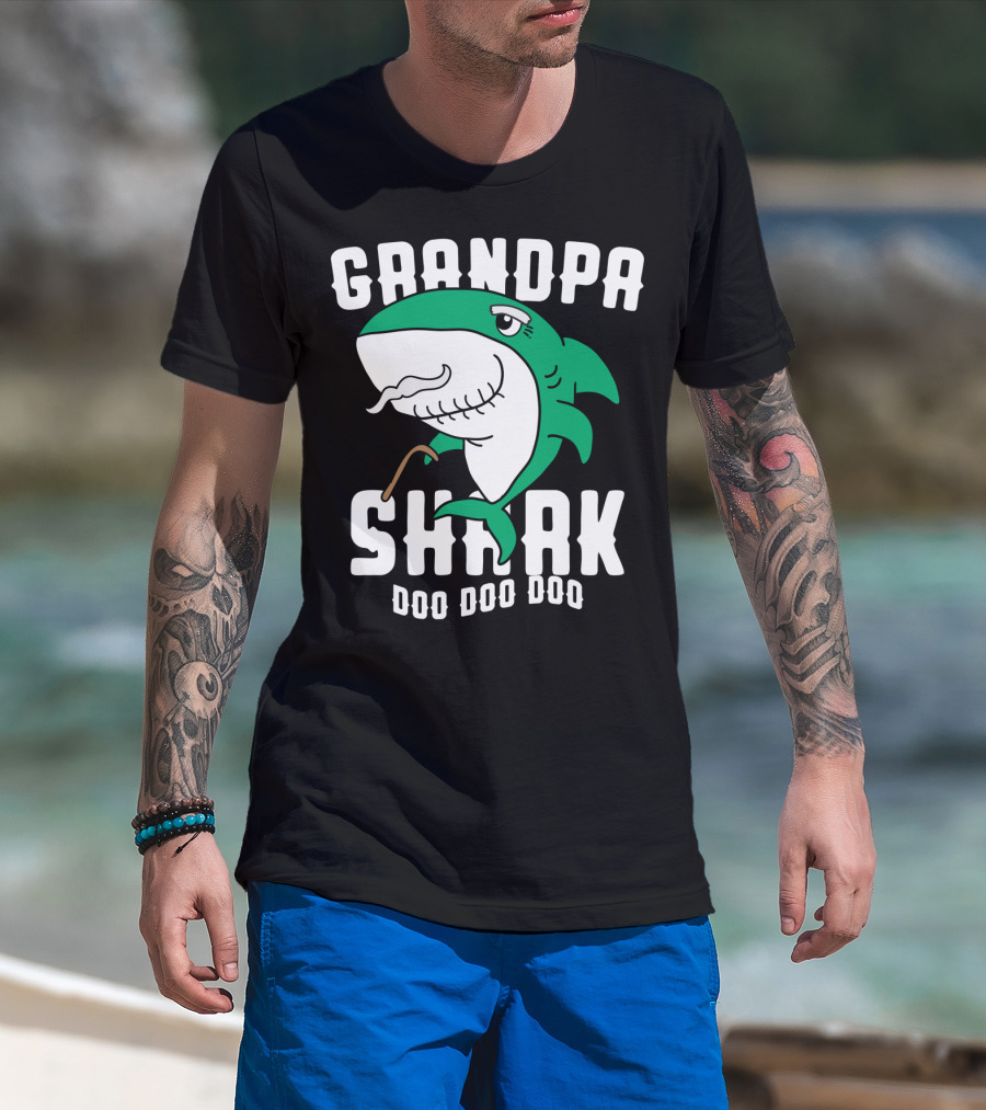 Grandpa Shark Doo Doo Doo Halloween Chr Dad Grandfather T-Shirt