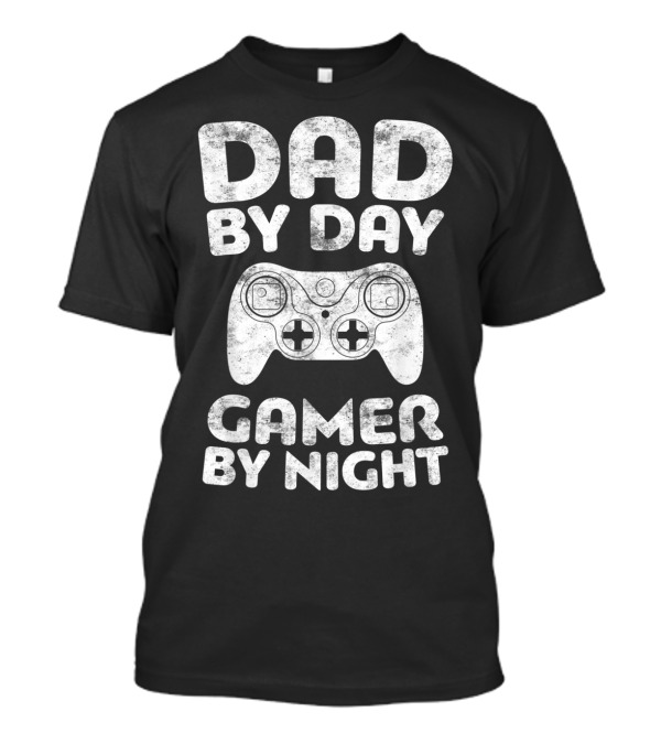 Dad By Day Gamer By Night Game Controller T-Shirt