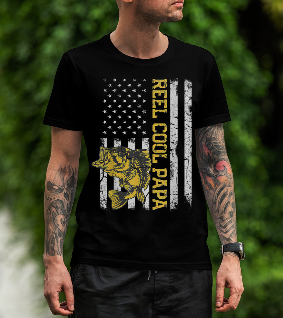 Father's Day Fishing Reel Cool Papa American Flag Bass T-Shirt
