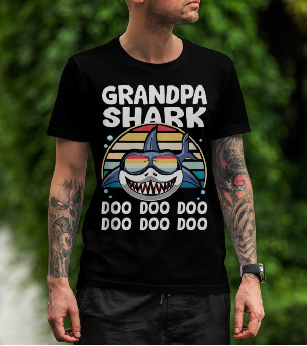 Grandpa Shark Doo Doo Doo Retro Style With Sunglasses T-Shirt