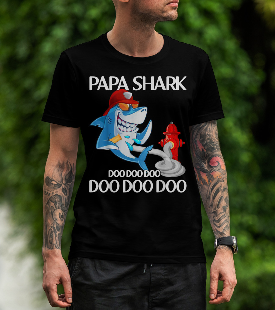 Papa Shark Doo Doo Doo Firefighter Father's Day Fun T-Shirt