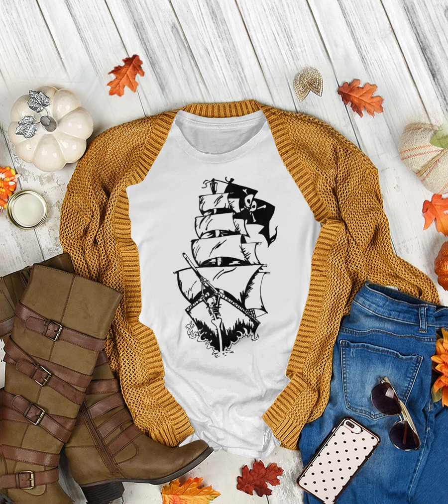 Pirate Ship with Jolly Roger Flag and Skeleton Captain T-Shirt