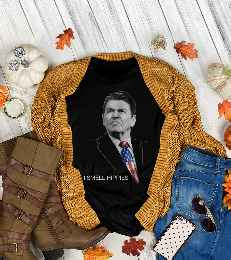 Ronald Reagan I Smell Hippies Patriotic Conservative T-Shirt