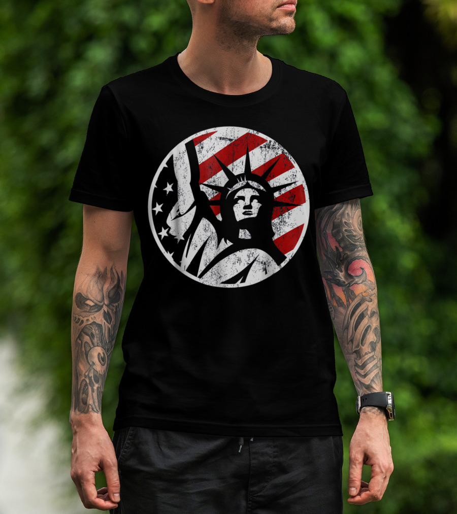 Statue Of Liberty NYC American Flag Circle Stars Stripes T-Shirt