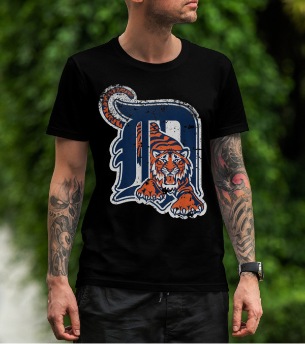 Tiger Mascot Distressed Detroit T-Shirt