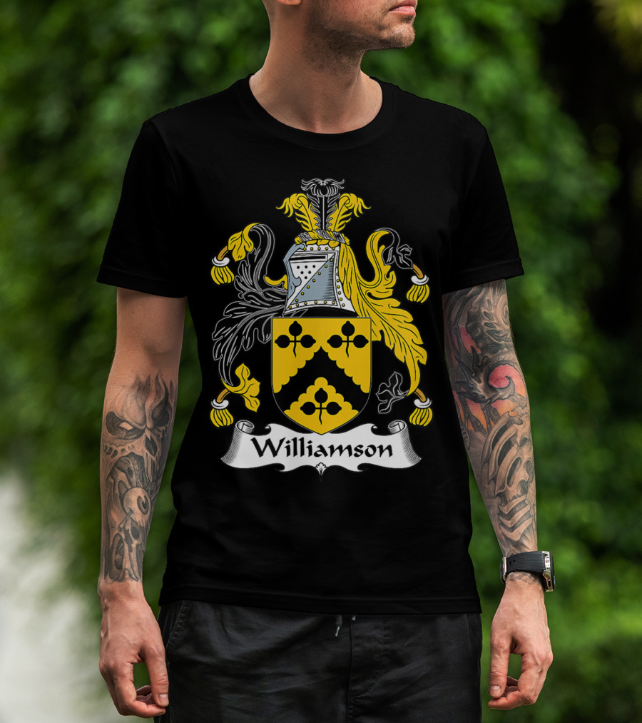 Williamson Family Crest Coat Of Arms Emblem T-Shirt