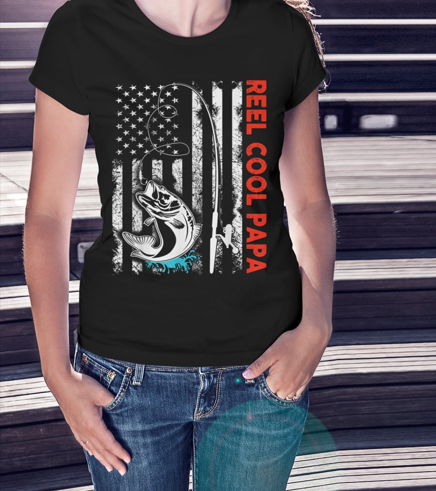 Reel Cool Papa American Flag Fishing Family Fun T-Shirt