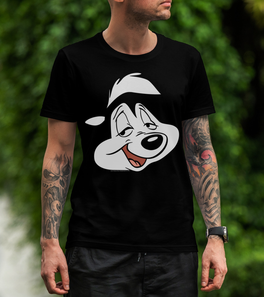 Looney Tunes Pepe Le Pew Face Character Classic T-Shirt