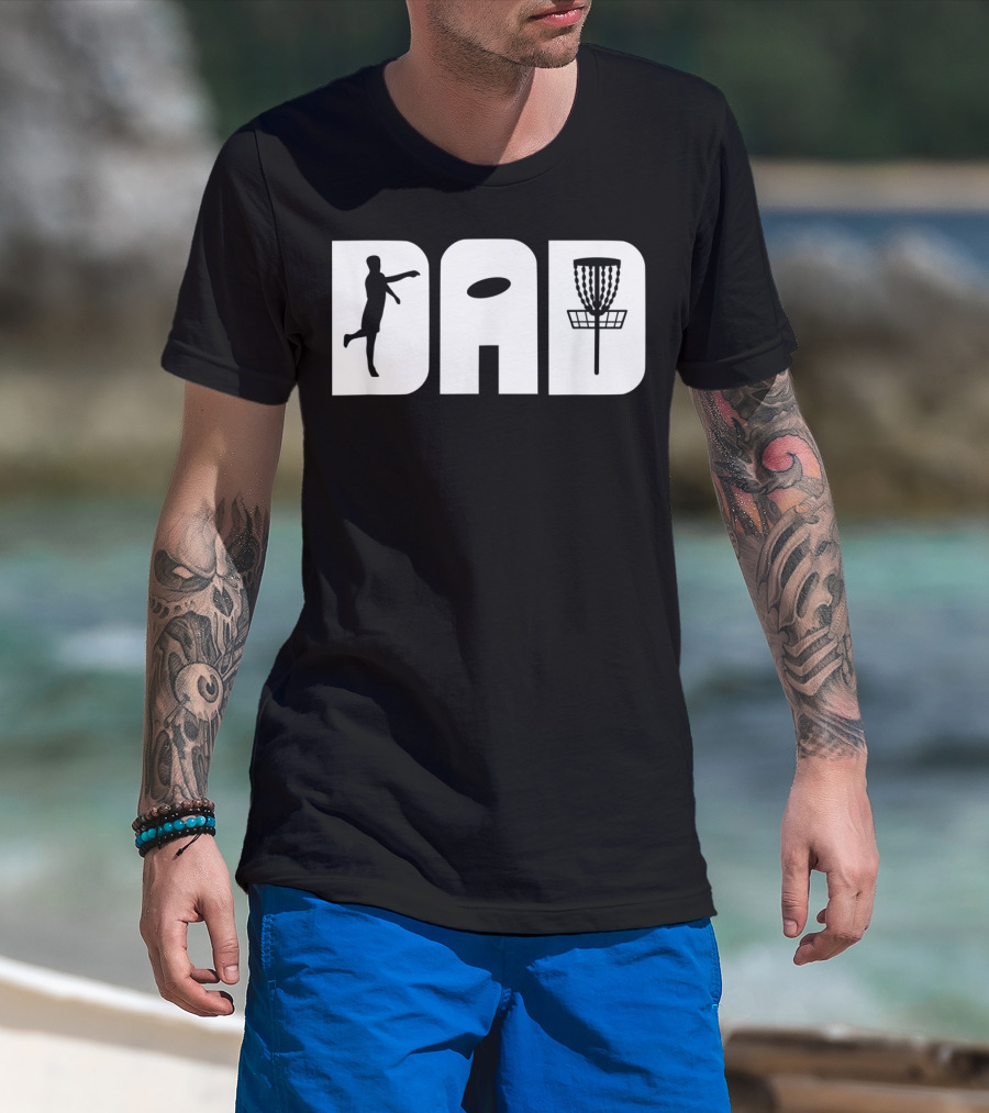 Funny Disc Golf Dad Throwing Frisbee Basket T-Shirt