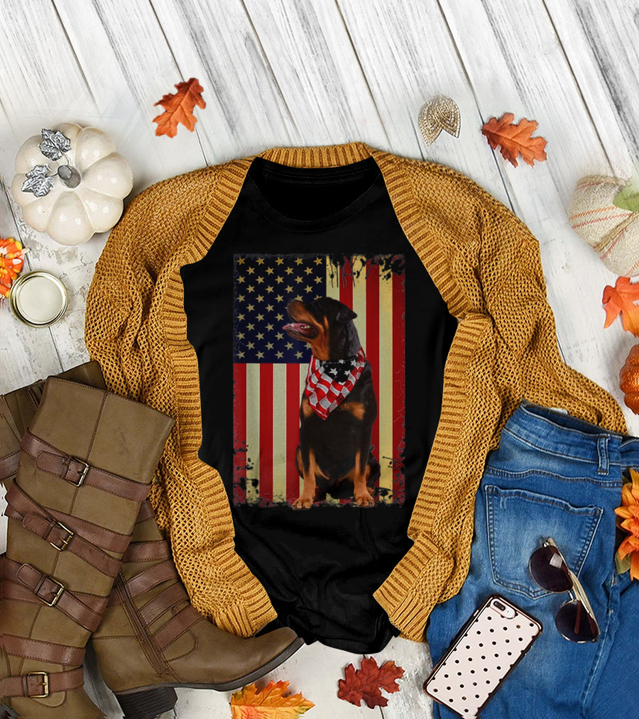 Rottweiler Smile American Flag Patriotic Independence T-Shirt