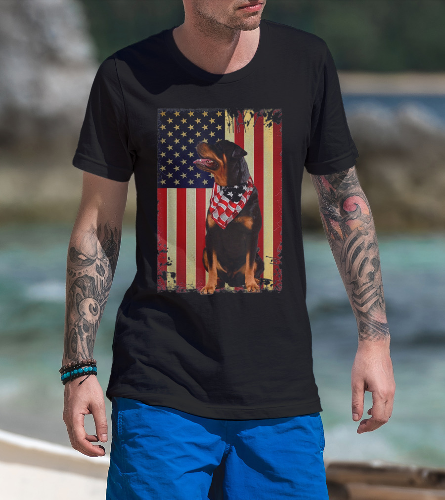 Rottweiler Smile American Flag Patriotic Independence T-Shirt