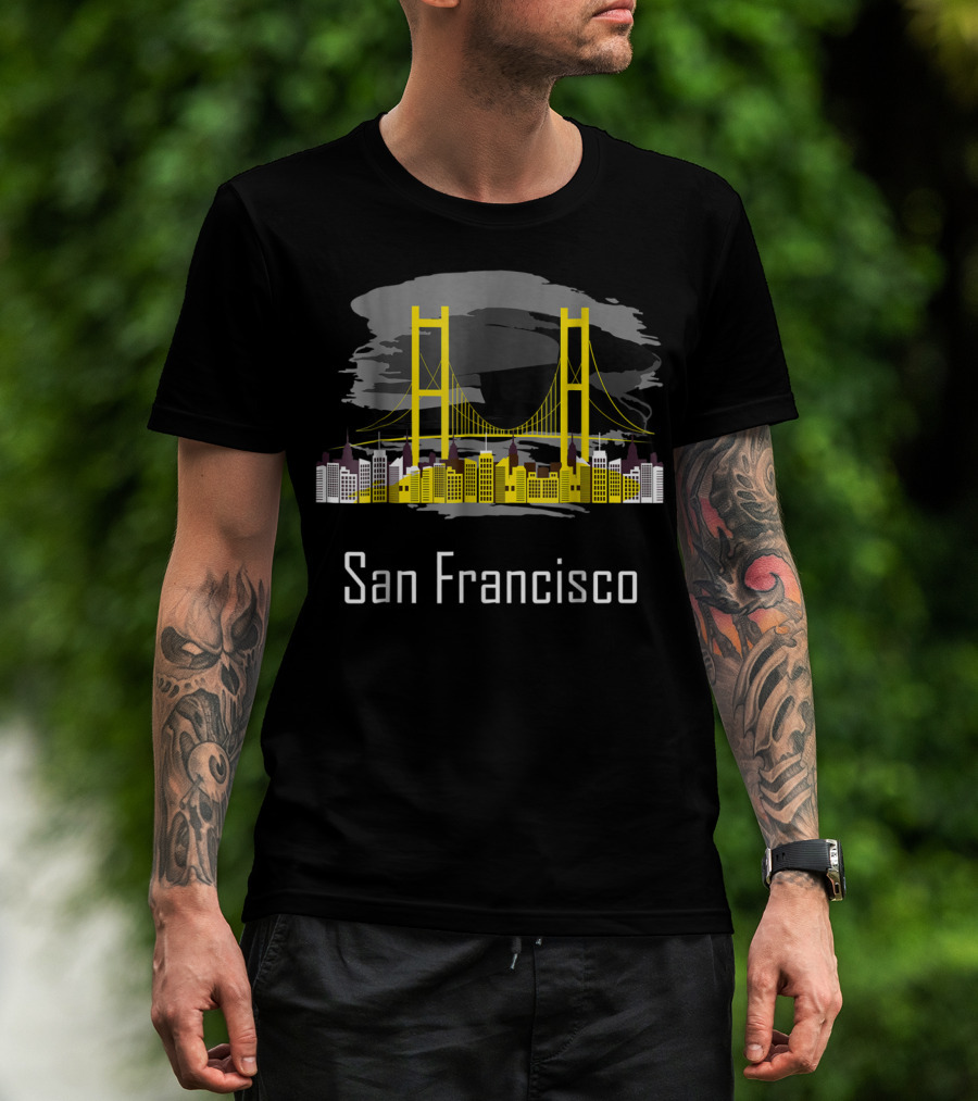 San Francisco Golden Gate Bridge California Skyline T-Shirt