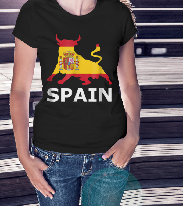 Spain Bull With Spanish Flag Crest T-Shirt