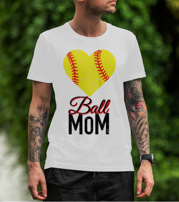 Love Ball Mom Heart Baseball Softball Graph T-Shirt