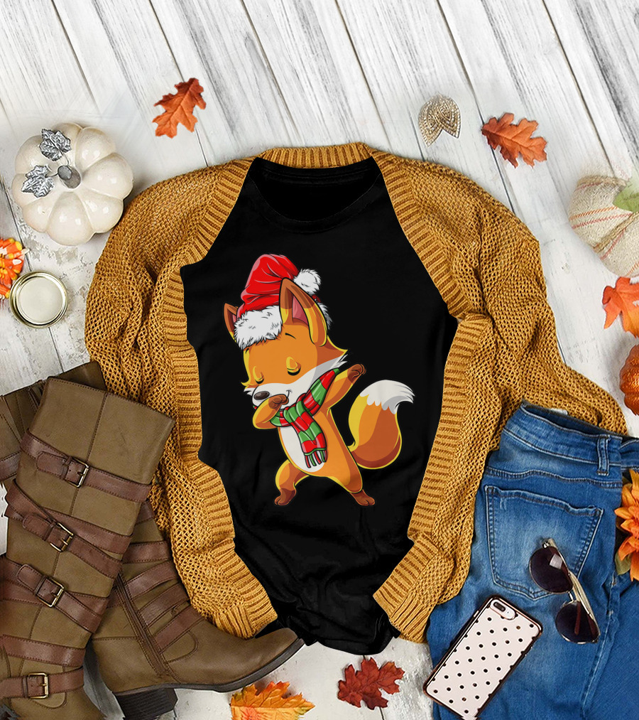 Christmas Dabbing Fox Santa Hat Scarf T-Shirt