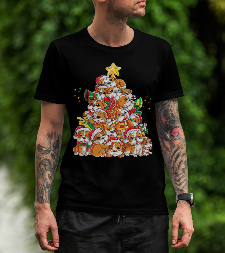 English Bulldog Xmas Tree Boys With Santa Hats And Christmas Cheer T-Shirt