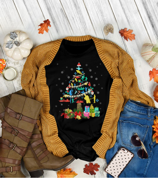 Fishing Christmas Pine Tree Santa Holiday Gift Presentation T-Shirt