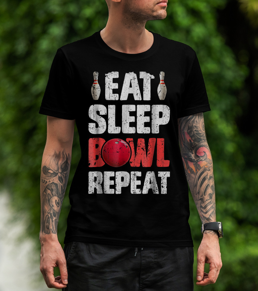 Eat Sleep Bowl Repeat Bowling Pin Red Ball Bowlers T-Shirt