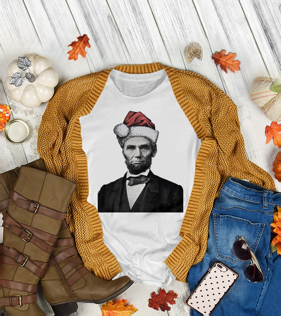 Abraham Lincoln Santa Hat T-Shirt