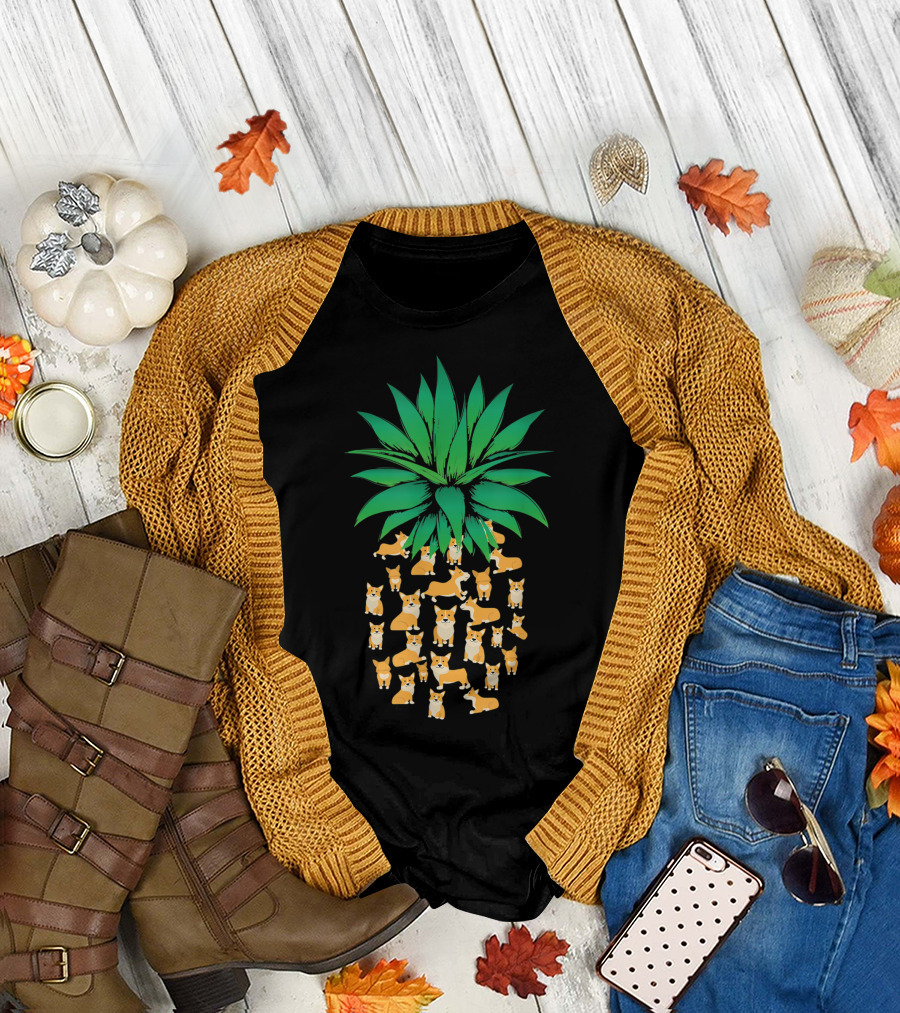 Cute Pembroke Welsh Corgi Pineapple Dogs T-Shirt