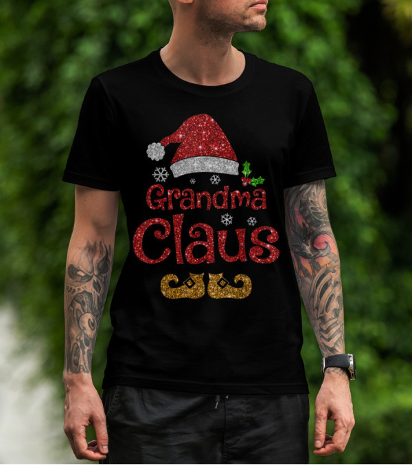 Grandma Claus Sparkly Santa Hat And Shoes Holiday Cheer T-Shirt