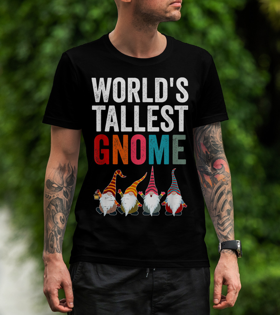 World's Tallest Gnome Christmas Lovers Funny Gnomes T-Shirt