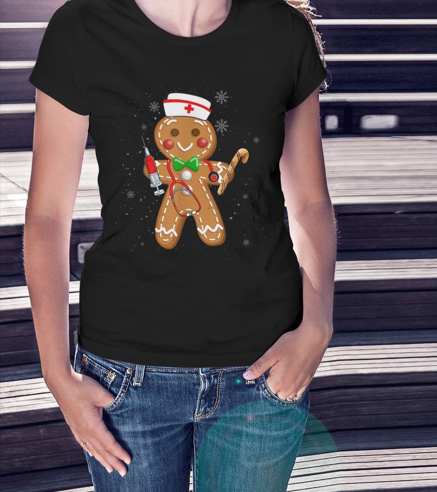 Gingerbread Nurse With Syringe And Stethoscope Christmas Holiday Fun T-Shirt