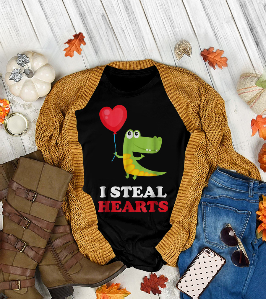 I Steal Hearts Dinosaur Holding Balloon Valentines Day T-Shirt