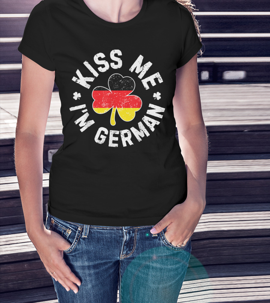 Kiss Me I'm German Clover St Patricks Day Germany T-Shirt