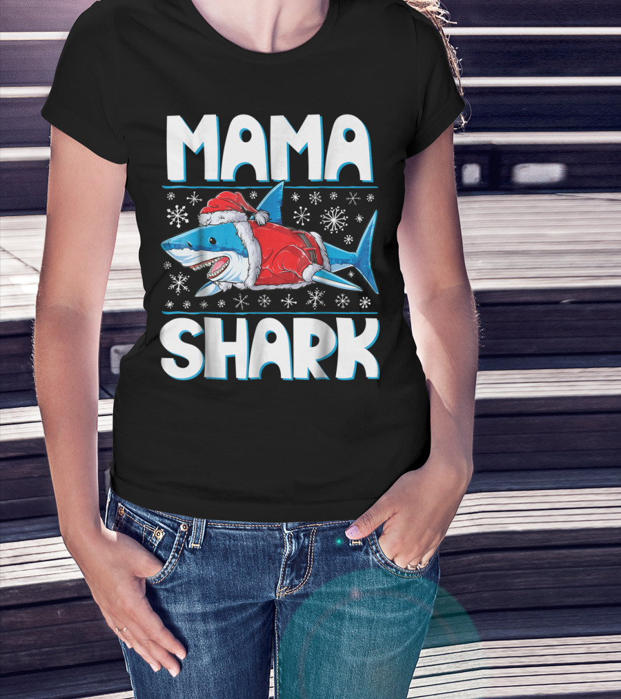 Mama Shark Santa Festive Snowflakes T-Shirt