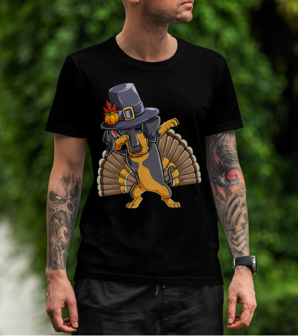 Thanksgiving Dabbing Dachshund Pilgrim Hat Turkey Tail T-Shirt