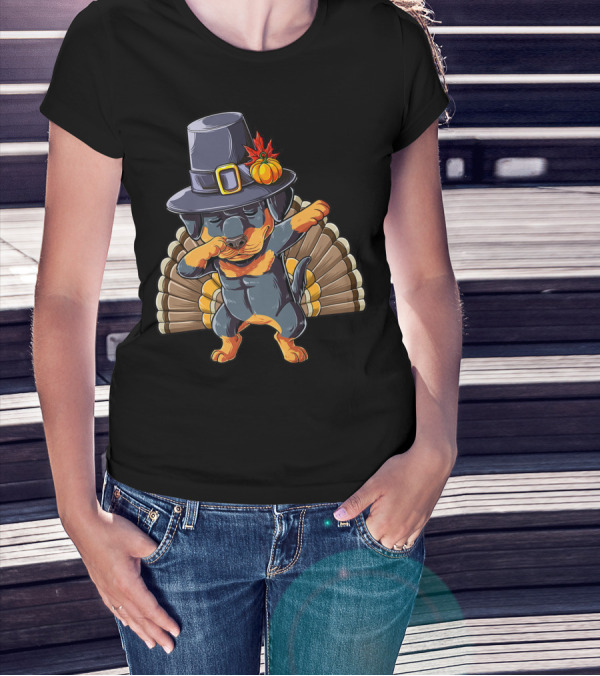 Thanksgiving Dabbing Rottweiler In Pilgrim Hat With Turkey Feathers T-Shirt