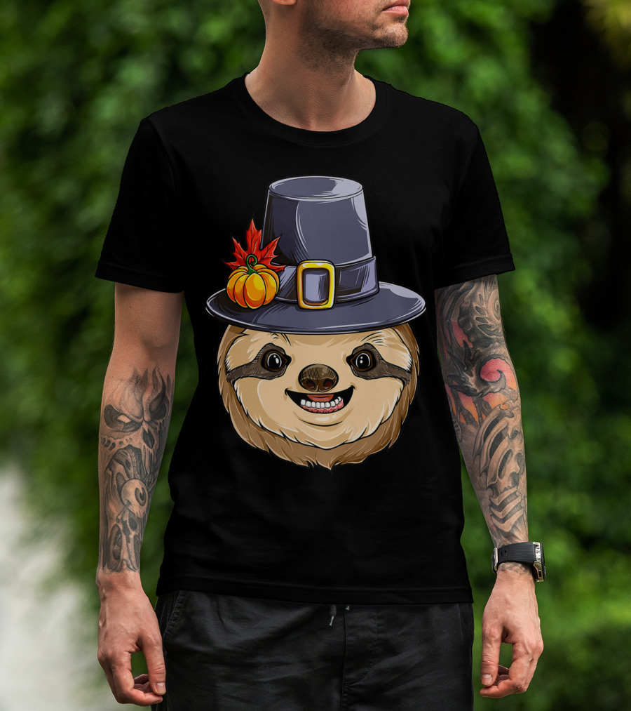 Thanksgiving Sloth With Pilgrim Hat Pumpkin And Autumn Leaves T-Shirt