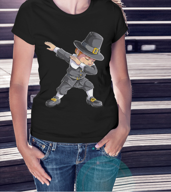 Thanksgiving Pilgrim Dabbing Celebration With Pilgrim Hat And Buckled Shoes T-Shirt