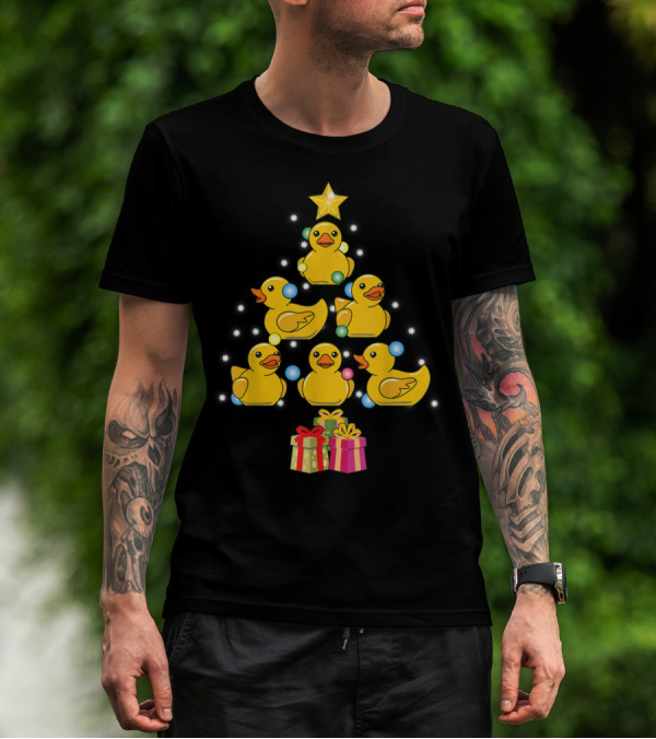 Rubber Duck Christmas Tree With Star And Presents T-Shirt