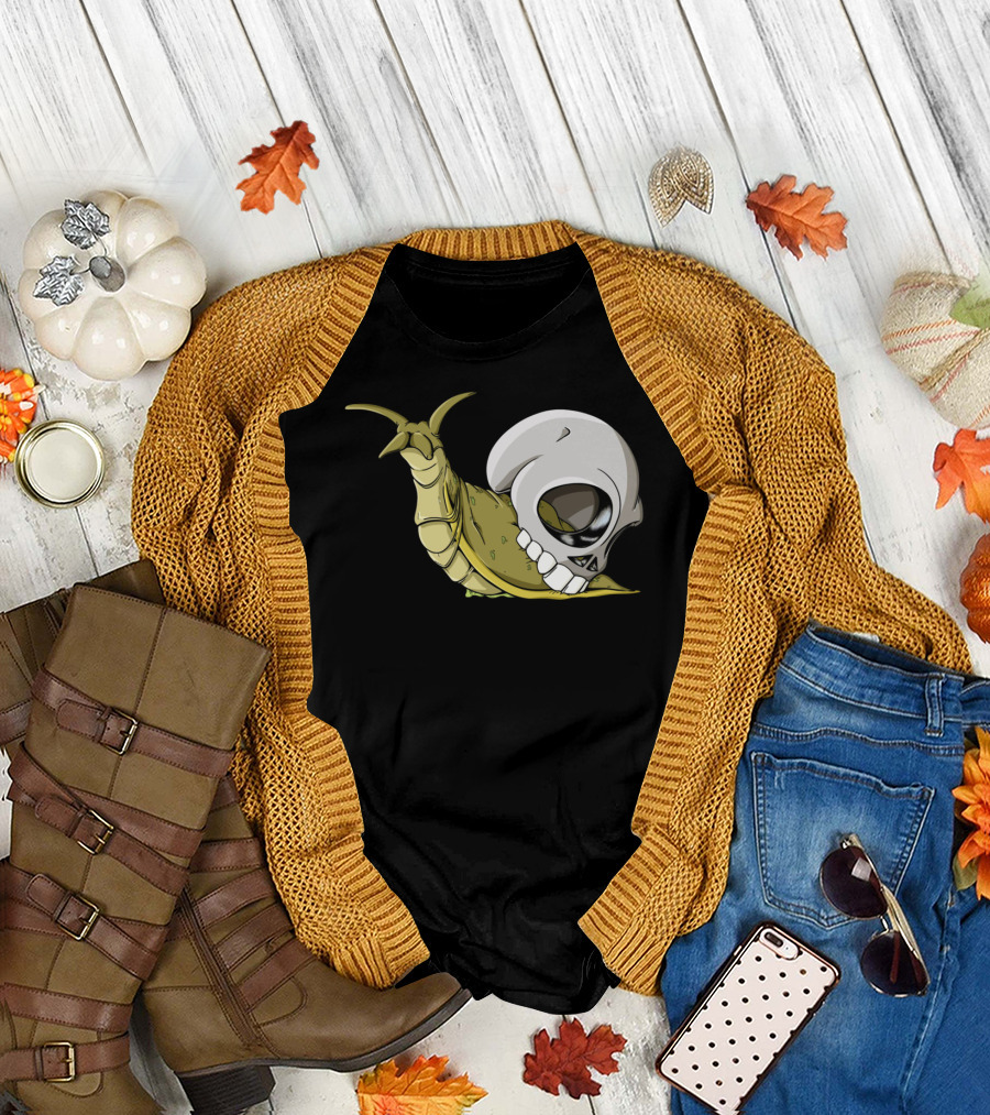 Skullug Funny Mix Skull with Slug Shell T-Shirt