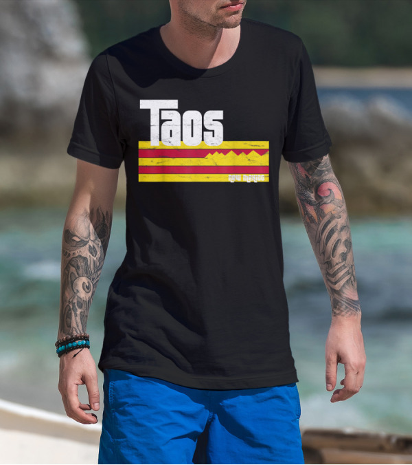 Taos New Mexico Vintage Mountain Stripes Skiing Hiking T-Shirt