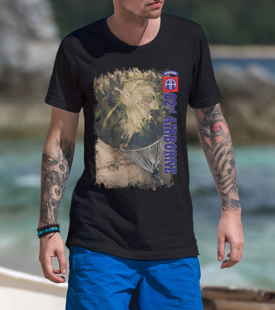 82Nd Airborne Division Parachute And Emblem T-Shirt