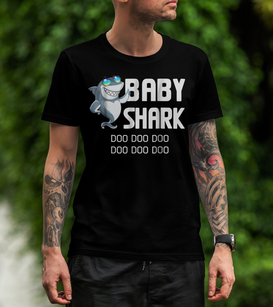 Baby Shark Doo Doo Doo Sunglasses Cool Fun T-Shirt