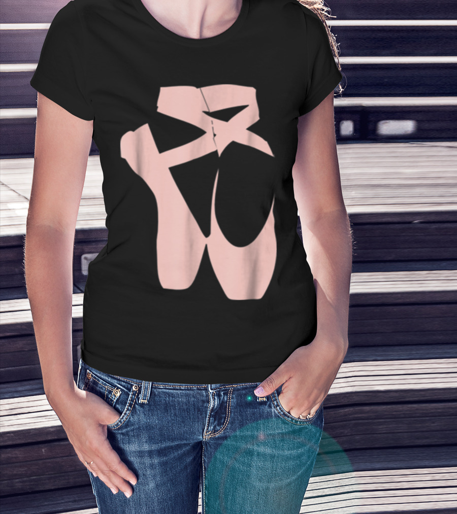 Ballet Dancer Pointe Shoe Ballerina Dancing Barre T-Shirt