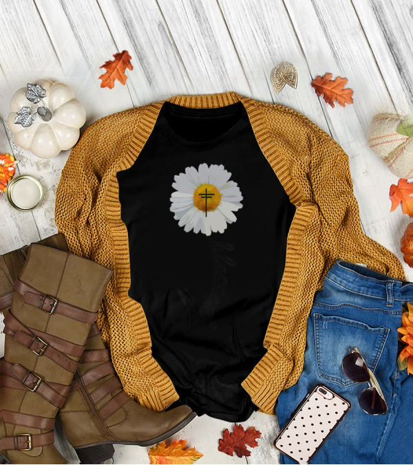 Blessed Cross Christian Religious Daisy Trendy T-Shirt