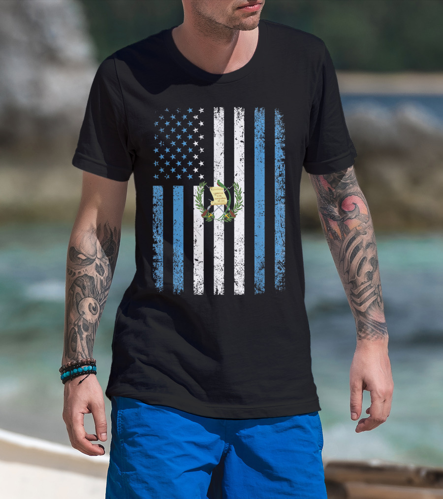 Guatemala USA Flag Mashup For 4th Of July Celebration American Guatemalan Unity Flag T-Shirt