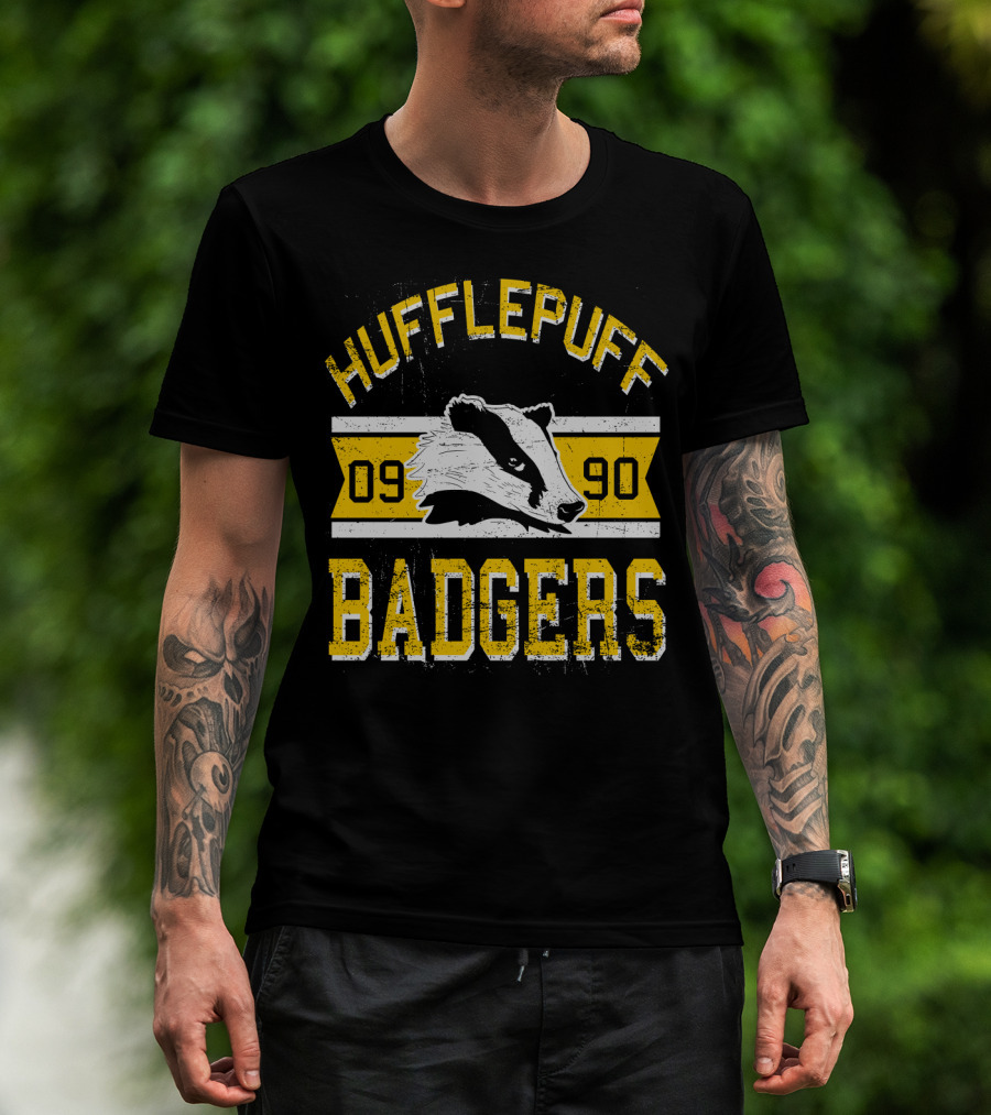 HUFFLEPUFF BADGERS 09 90 T-Shirt